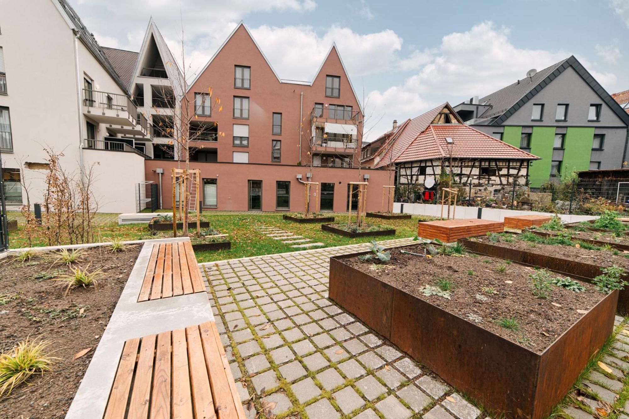 Zentrahome - Balkon Outlet Zentral Smarttv Business Metzingen  Exterior foto